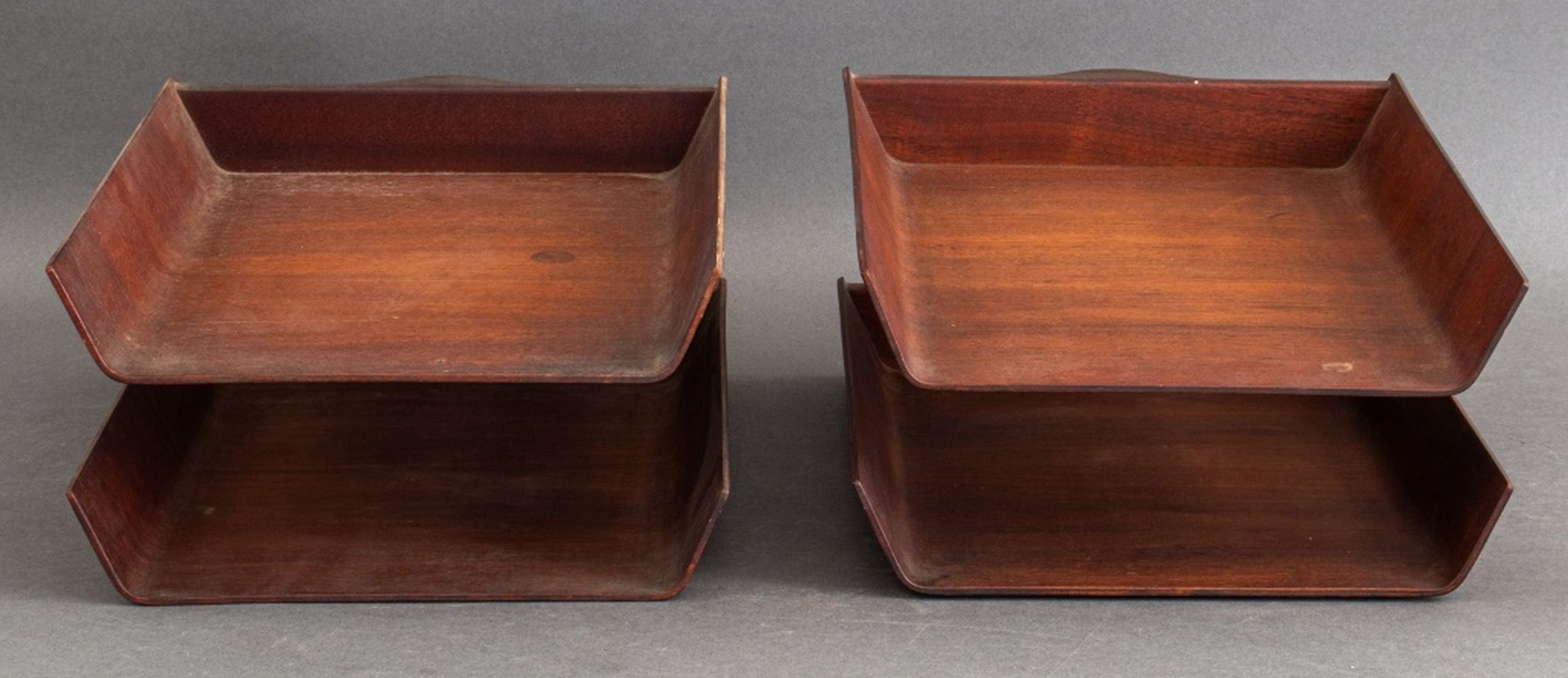 FLORENCE KNOLL VINTAGE WALNUT IN