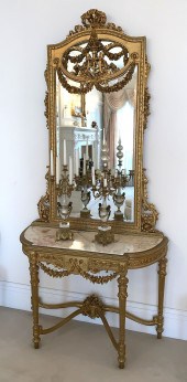 FLORENTINE CARVED MARBLE TOP F