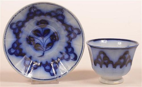 FLOW BLUE SKELETON LEAF CUP AND