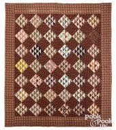 FLYING GEESE VARIANT QUILT, 19