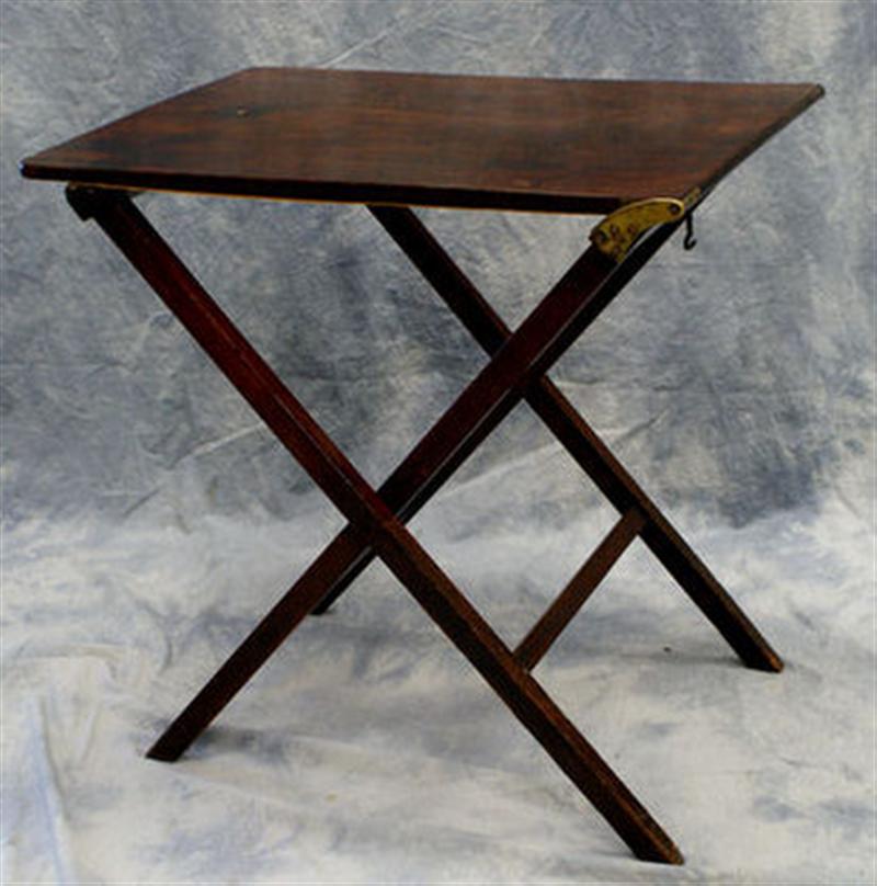 Folding mahogany Georgain serving