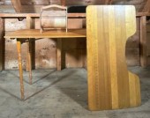 Folding sewing table with rule