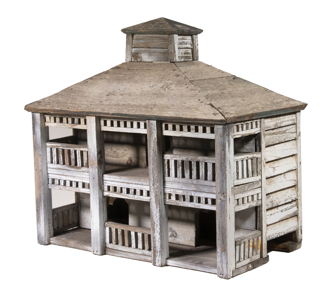 FOLK ART BIRDHOUSE IN FORM OF A