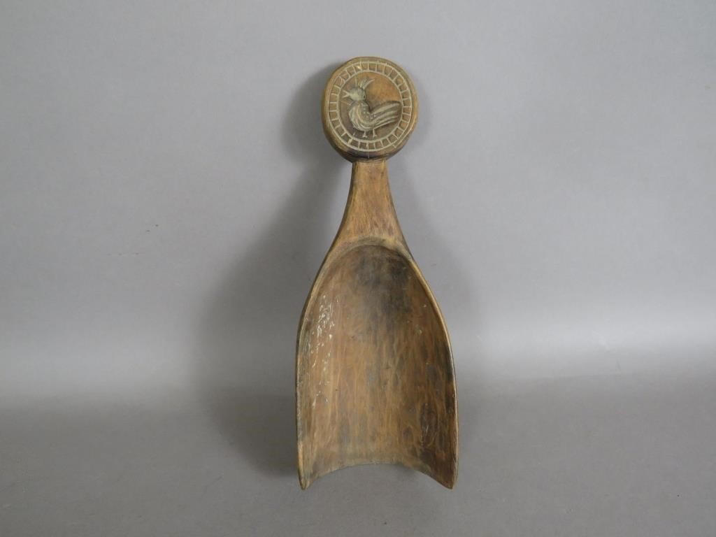 FOLK ART CARVED MAPLE SCOOPca.