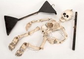 FOLK ART DANCING SKELETON MARI