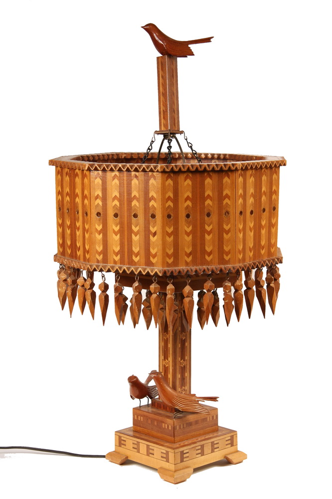 FOLK ART LAMP - Parquetry