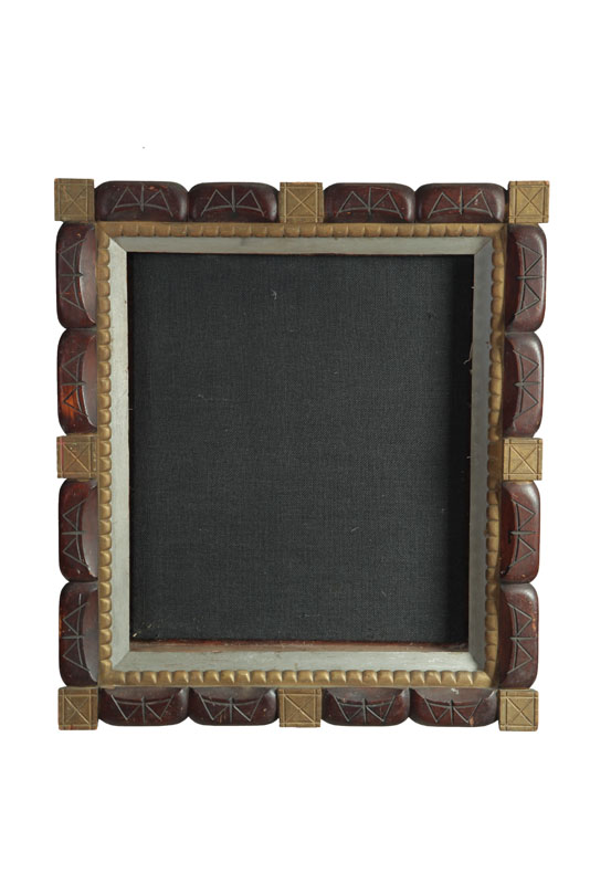 FOLKSY CHIP CARVED SHADOW BOX