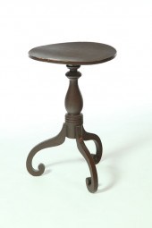 FOLKSY TILT-TOP CANDLESTAND.