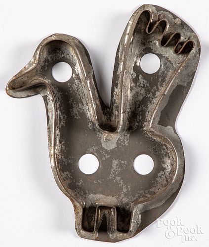 FOLKY TIN BIRD COOKIE CUTTER,