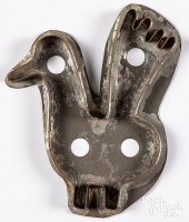 FOLKY TIN BIRD COOKIE CUTTER,