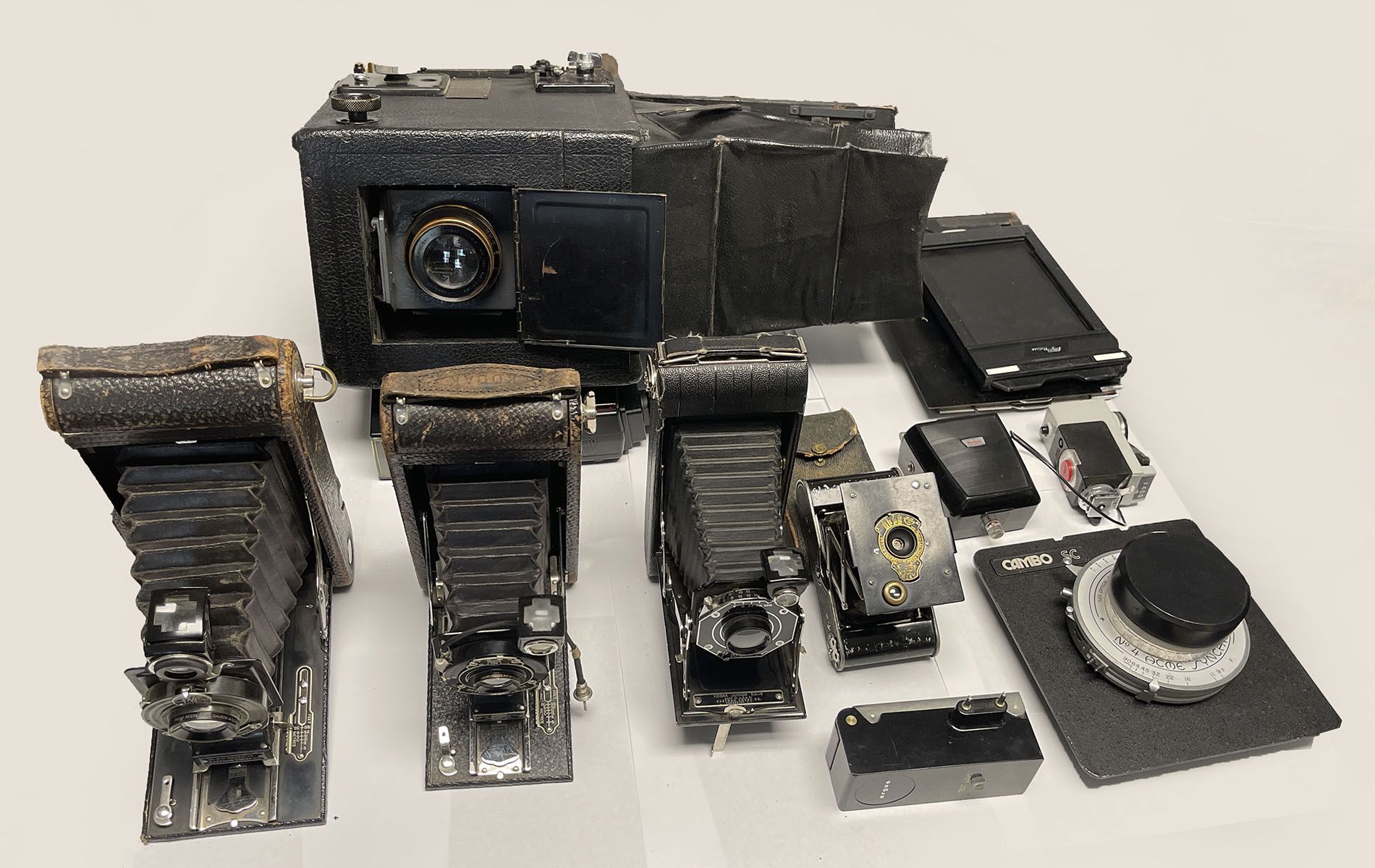 FOLMER GRAFLEX AND KODAK FOLDING