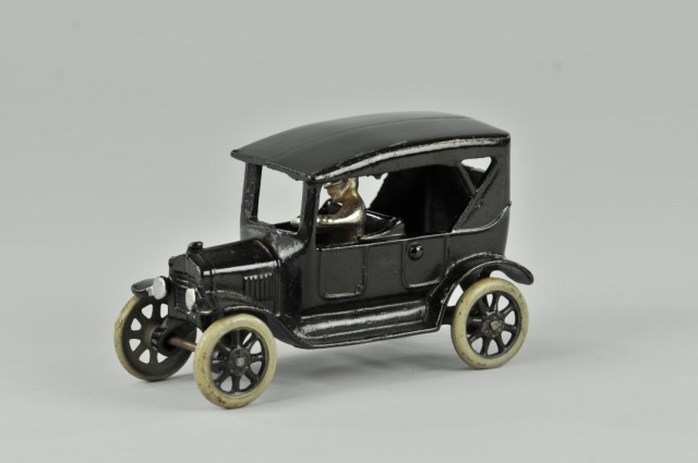FORD MODEL ''T'' TOURING CAR