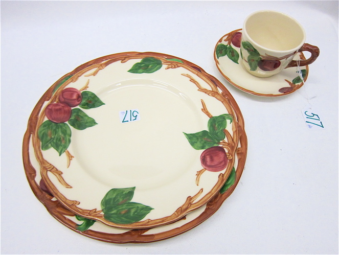 FORTY PIECE FRANCISCAN DINNERWARE