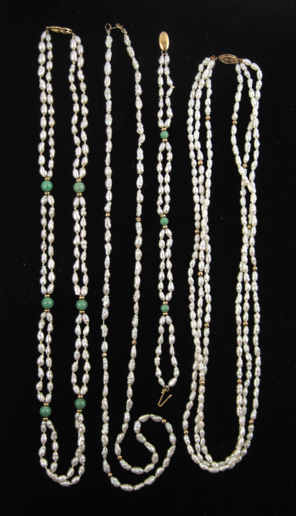 FOUR ARTICLES OF PEARL AND YELLOW