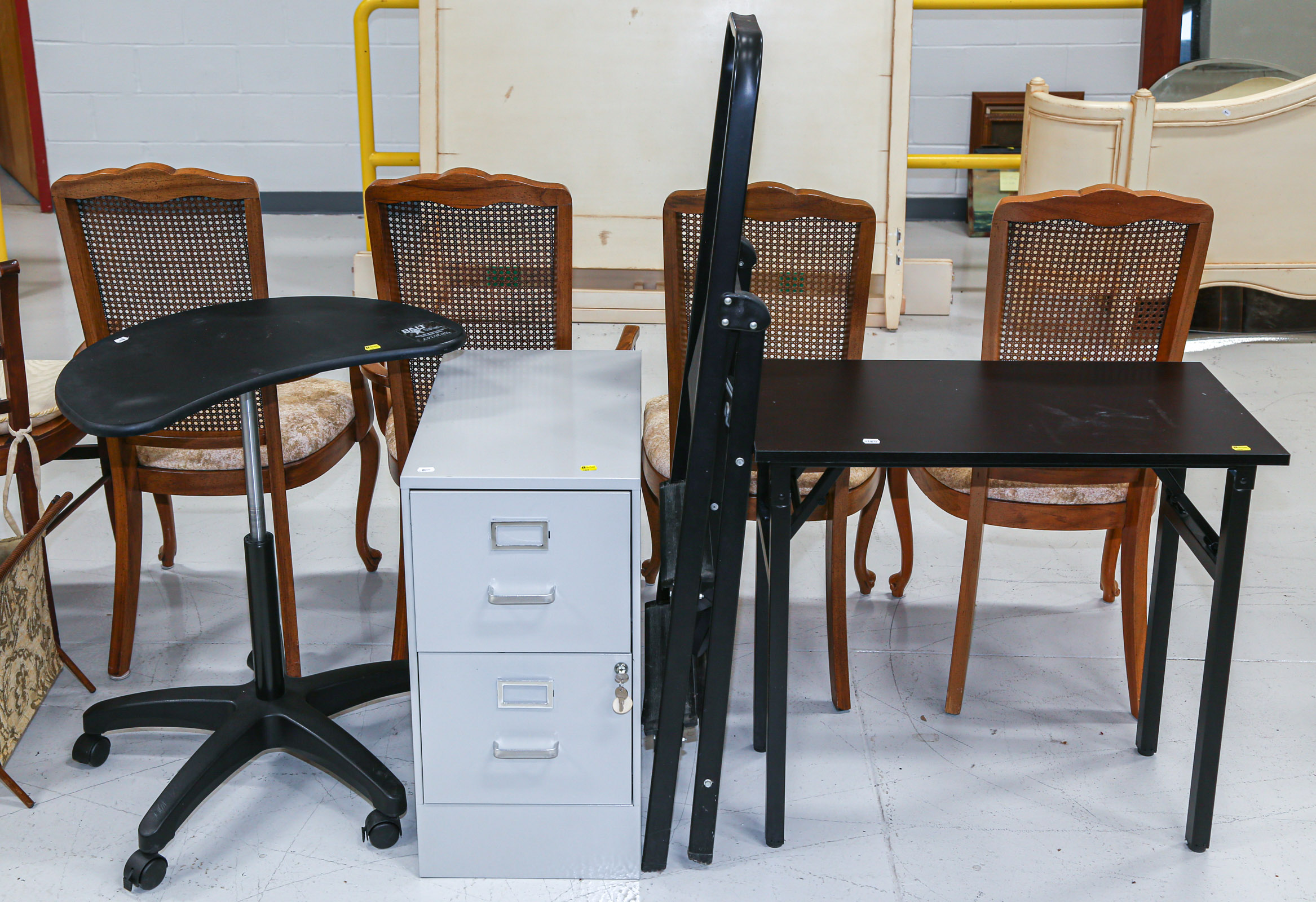 FOUR ASSORTED PIECES OF FURNITURE