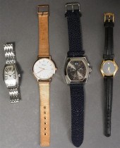 FOUR ASSORTED WRISTWATCHES, IN
