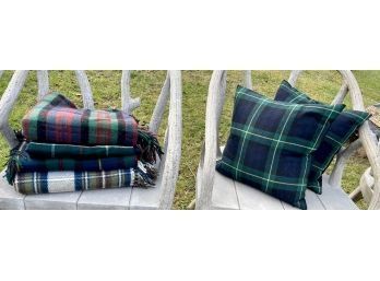 Four blankets, including :