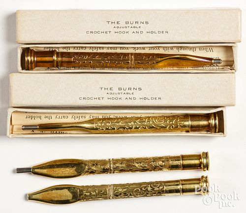 FOUR BURNS 18K GOLD CROCHET HOOKS
