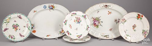 FOUR CHELSEA PORCELAIN PLATES,