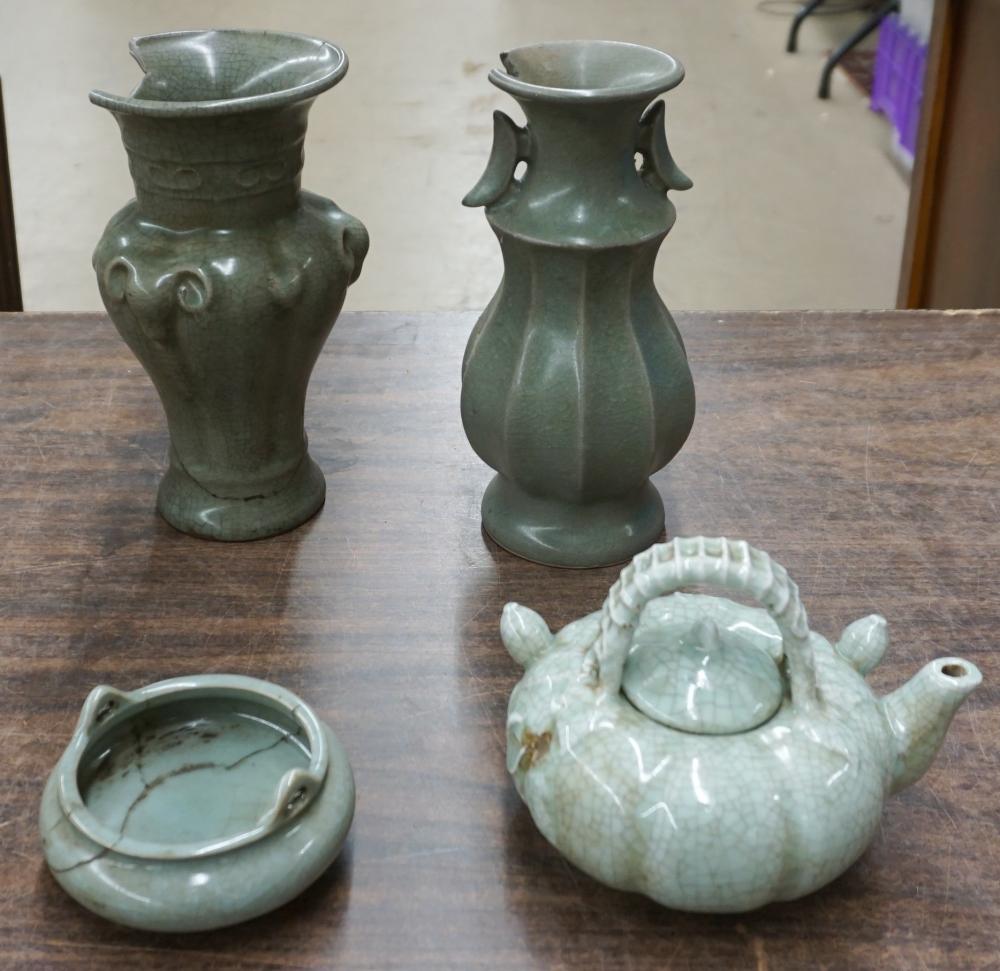 FOUR CHINESE CELADON CRACKLEWARE