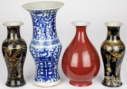 FOUR CHINESE PORCELAIN VASESFour