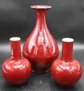 FOUR CHINESE PORCELAIN VASESFo