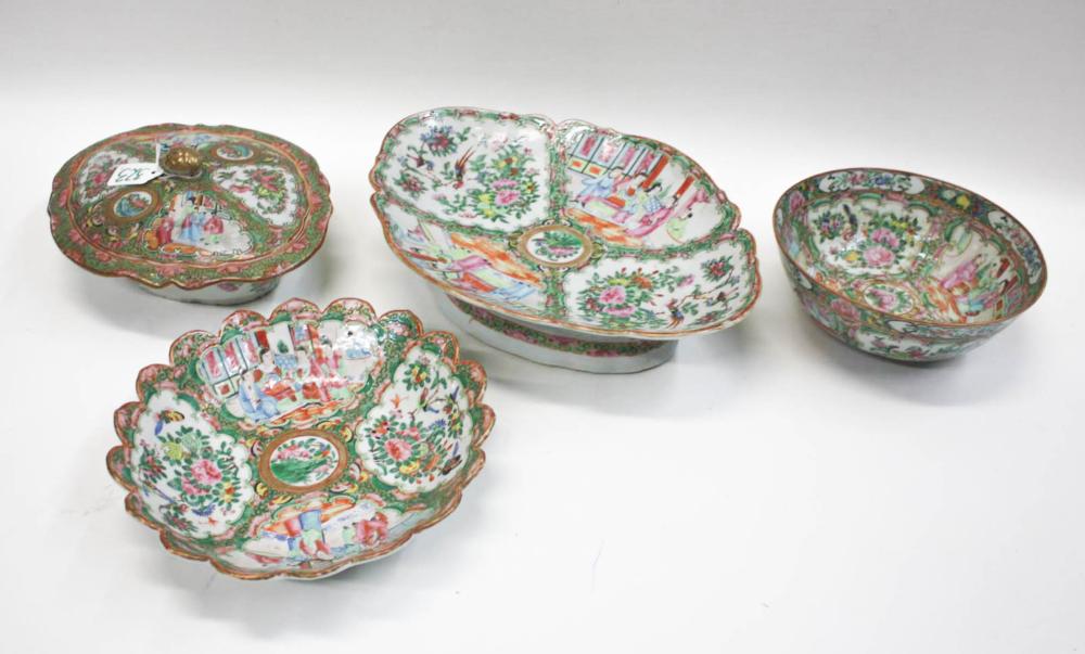 FOUR CHINESE ROSE MEDALLION