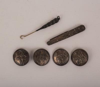 Four Continental circular silver