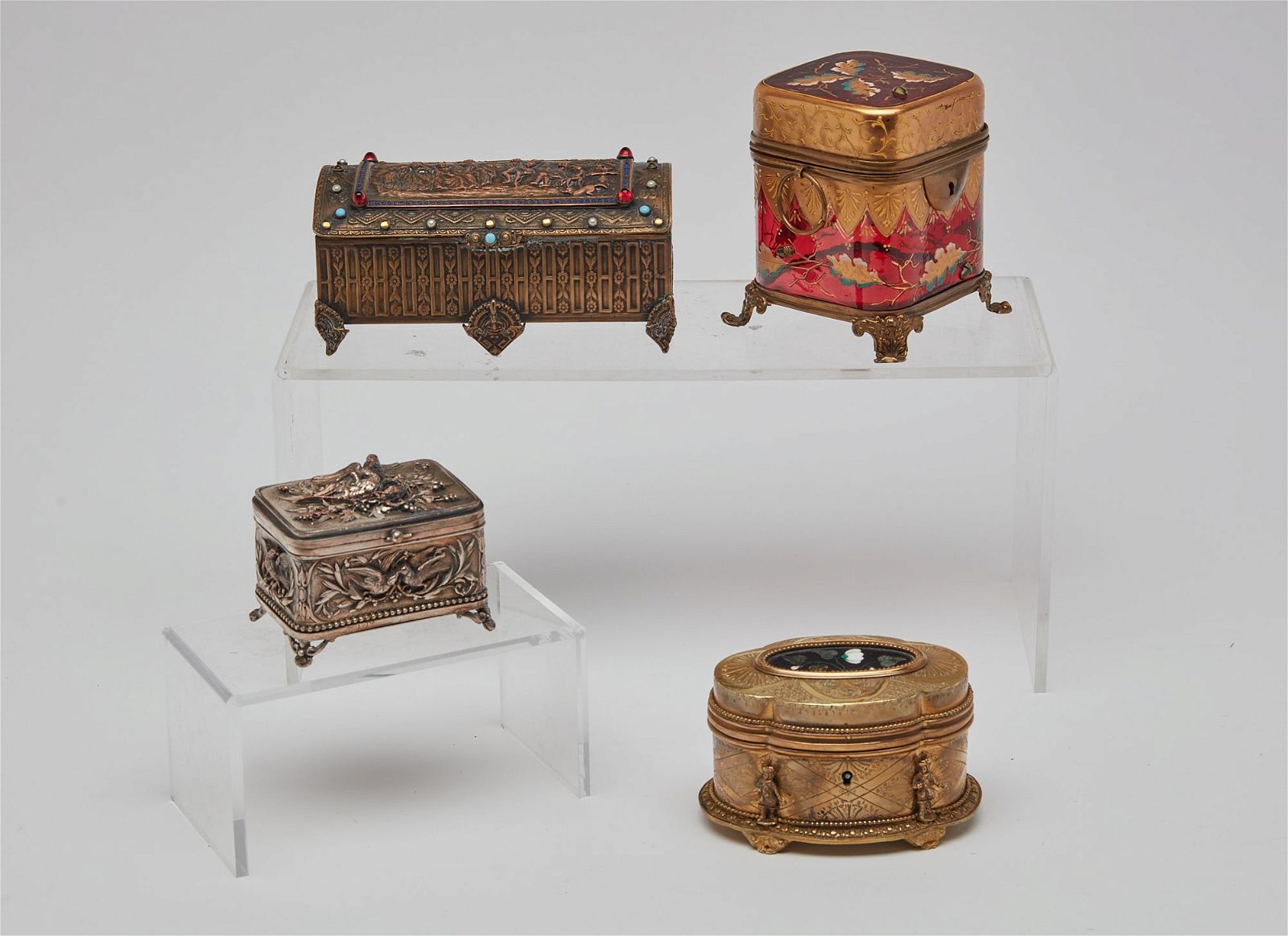 FOUR CONTINENTAL TABLE