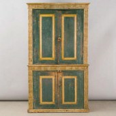 FOUR-DOOR ARMOIRE WITH DECORAT