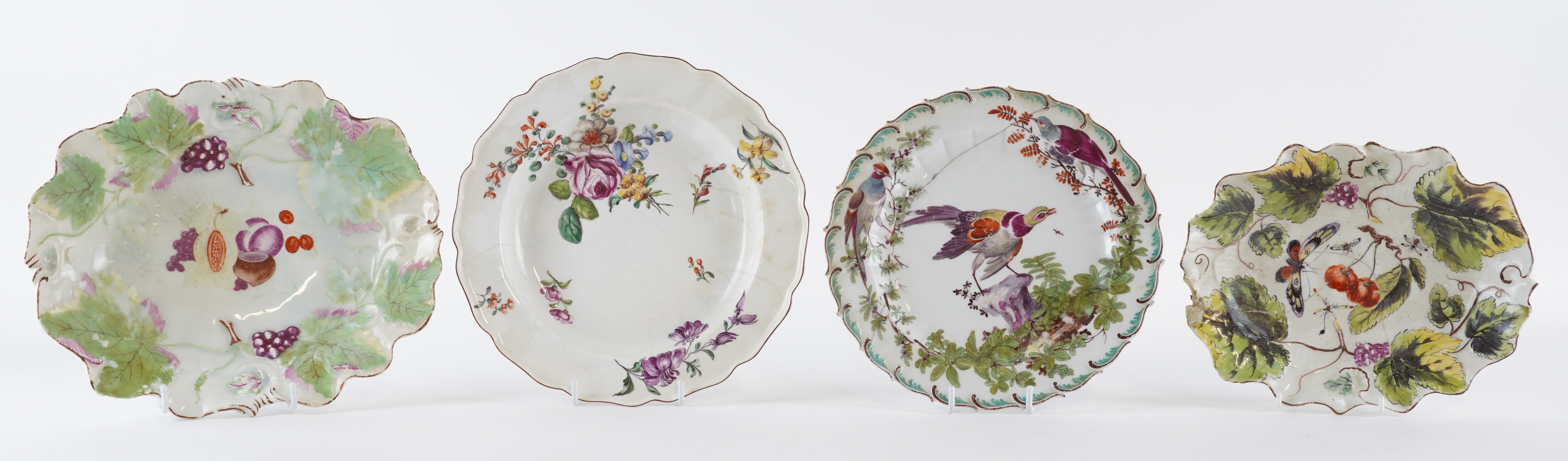 FOUR ENGLISH PORCELAIN DISHES AND