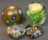 FOUR FLORAL DESIGNED GLASS PAP