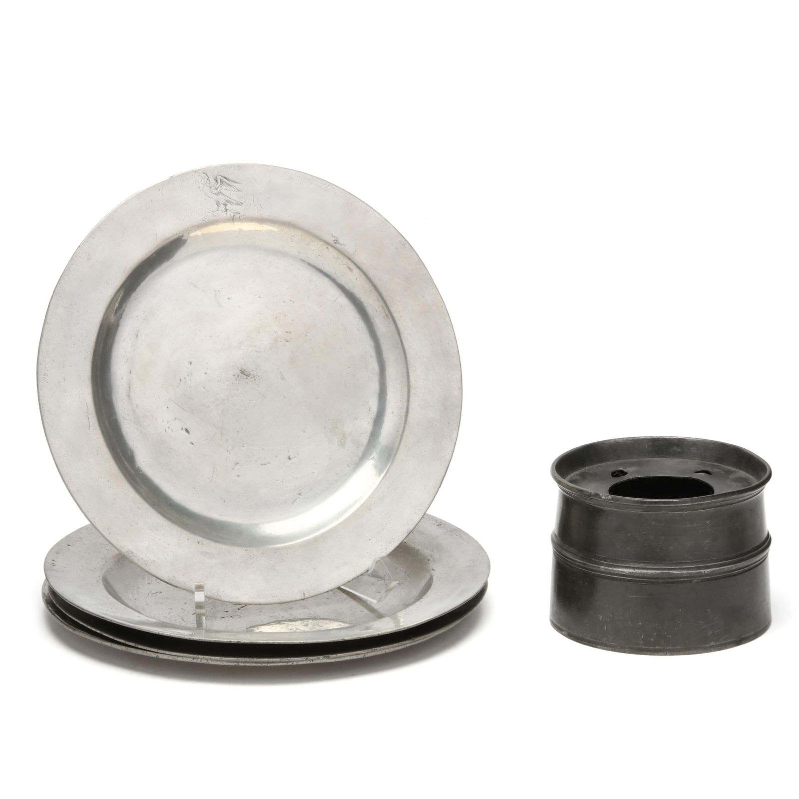 FOUR GEORGIAN PEWTER PLATES AND