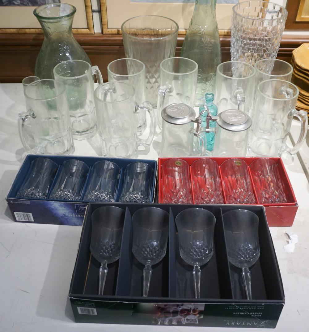 FOUR GLASS VASES AND A GROUP OF BAR