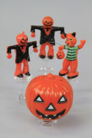 FOUR HARD PLASTIC HALLOWEEN