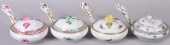 FOUR HEREND PATTY PANS AND LID