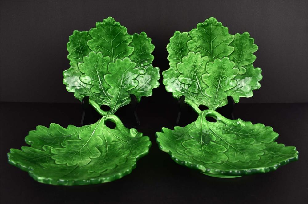 FOUR ITALIAN MAJOLICA LEAF