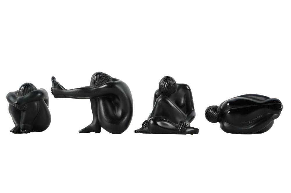 FOUR LALIQUE "NU ASSIS NOIR"