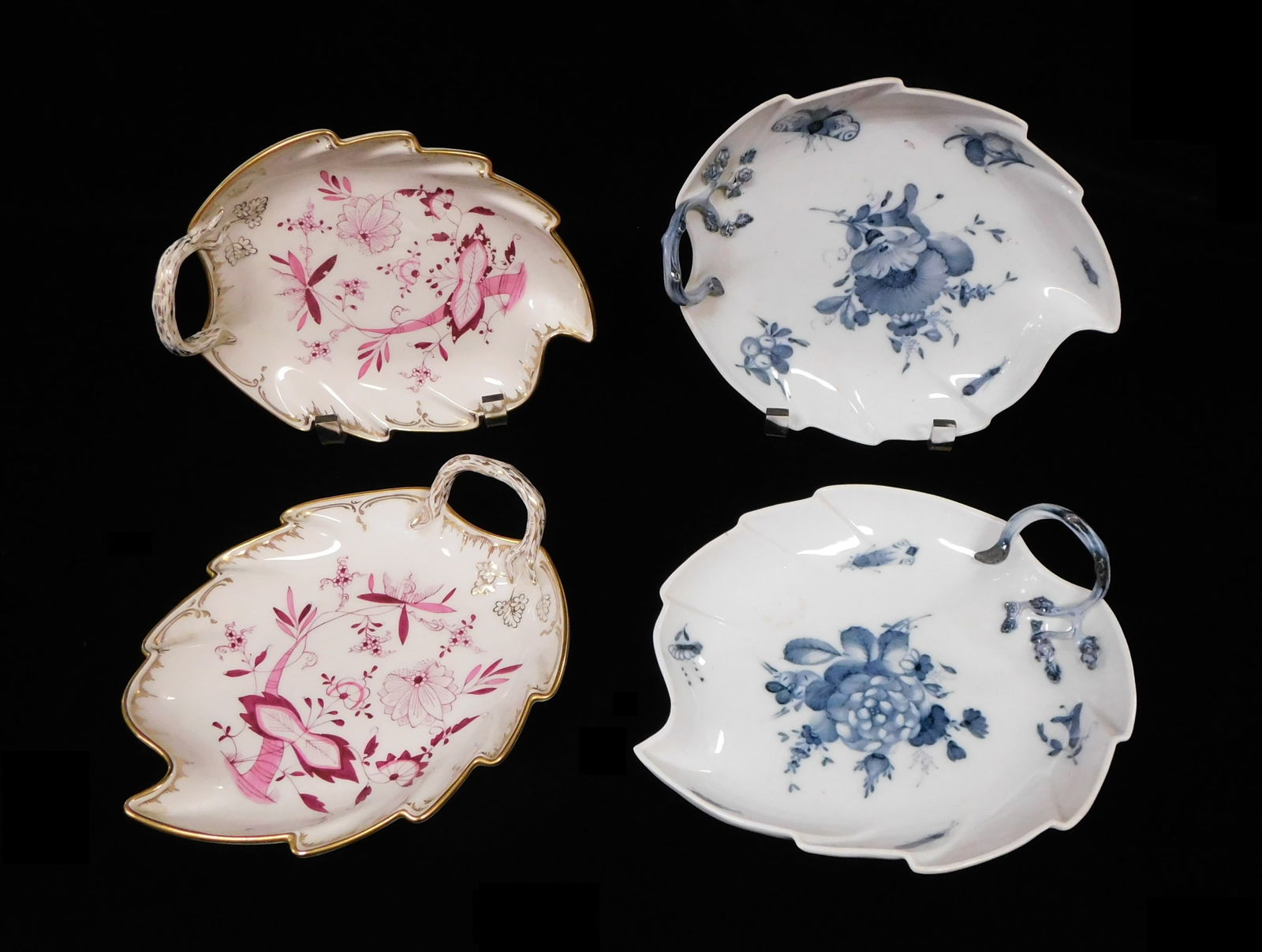 FOUR LEAF-FORM PORCELAIN DISHES,