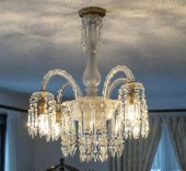 FOUR LIGHT CRYSTAL CHANDELIERA