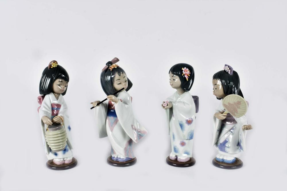 FOUR LLADRO PORCELAIN FIGURES OF