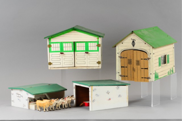 FOUR MINIATURE BUILDINGS Great