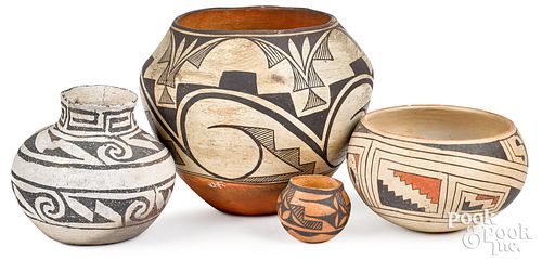FOUR NATIVE AMERICAN INDIAN POTTERY