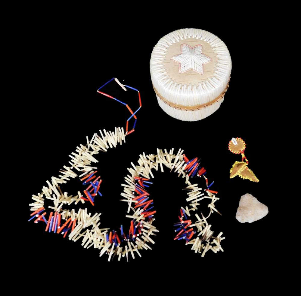 FOUR NATIVE AMERICAN ITEMS: AN