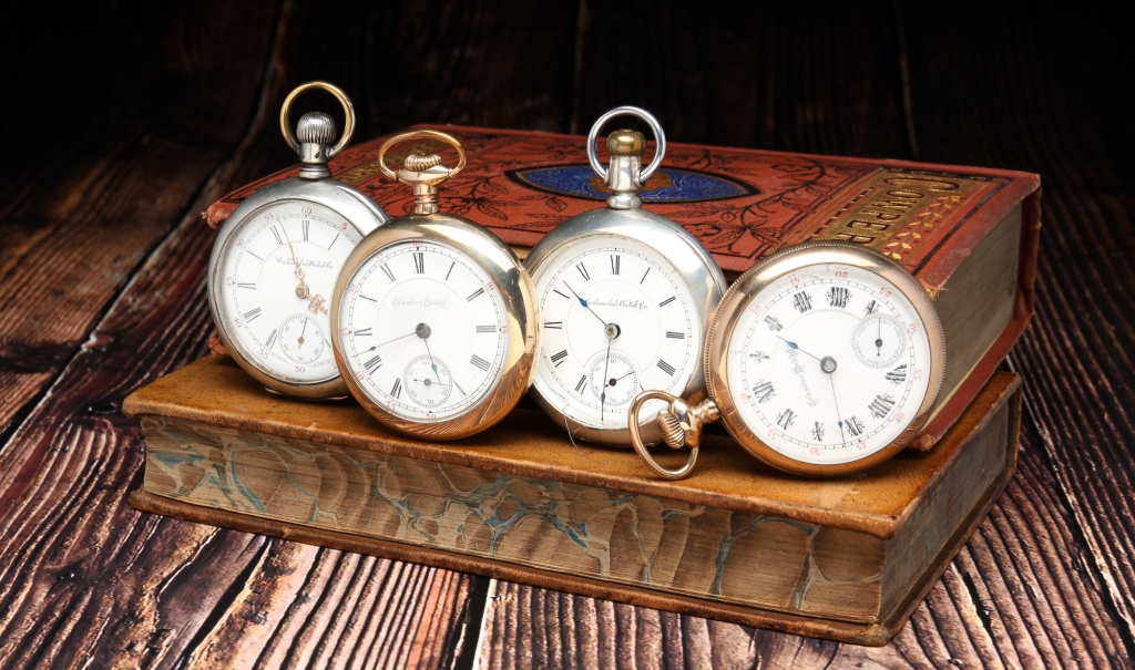 FOUR OPEN FACE COLUMBUS WATCH CO.