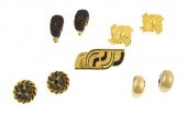 * Four Pairs of Earclips black