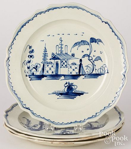 FOUR PEARLWARE PLATES, 19TH