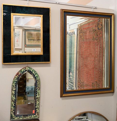 FOUR PIECE LOT OF MIRRORS, TO