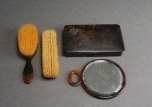 FOUR-PIECE VANITY SETFour-Piec