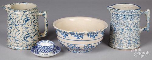 FOUR PIECES BLUE AND WHITE